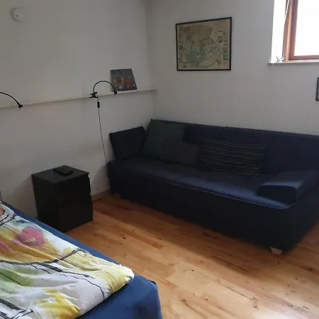 Apartment Underetage I Dronningborgvilla Randers